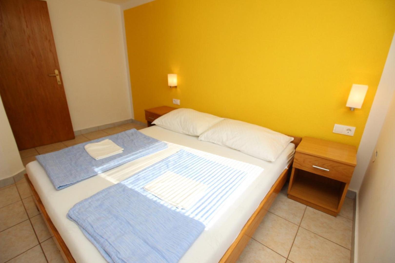 Apartments Mikulan Beach Baska  Exterior photo
